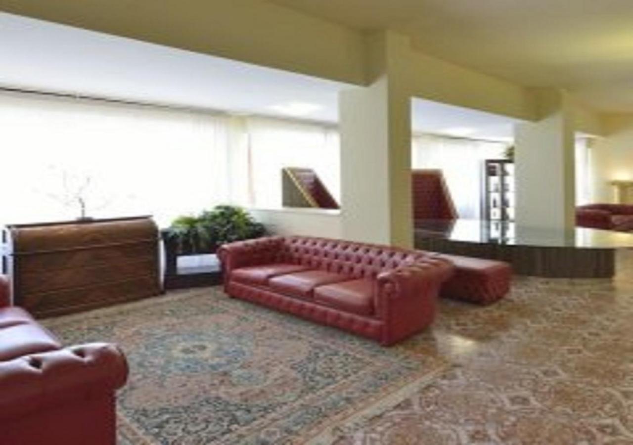 Hotel Attico キアンチャーノ・テルメ エクステリア 写真