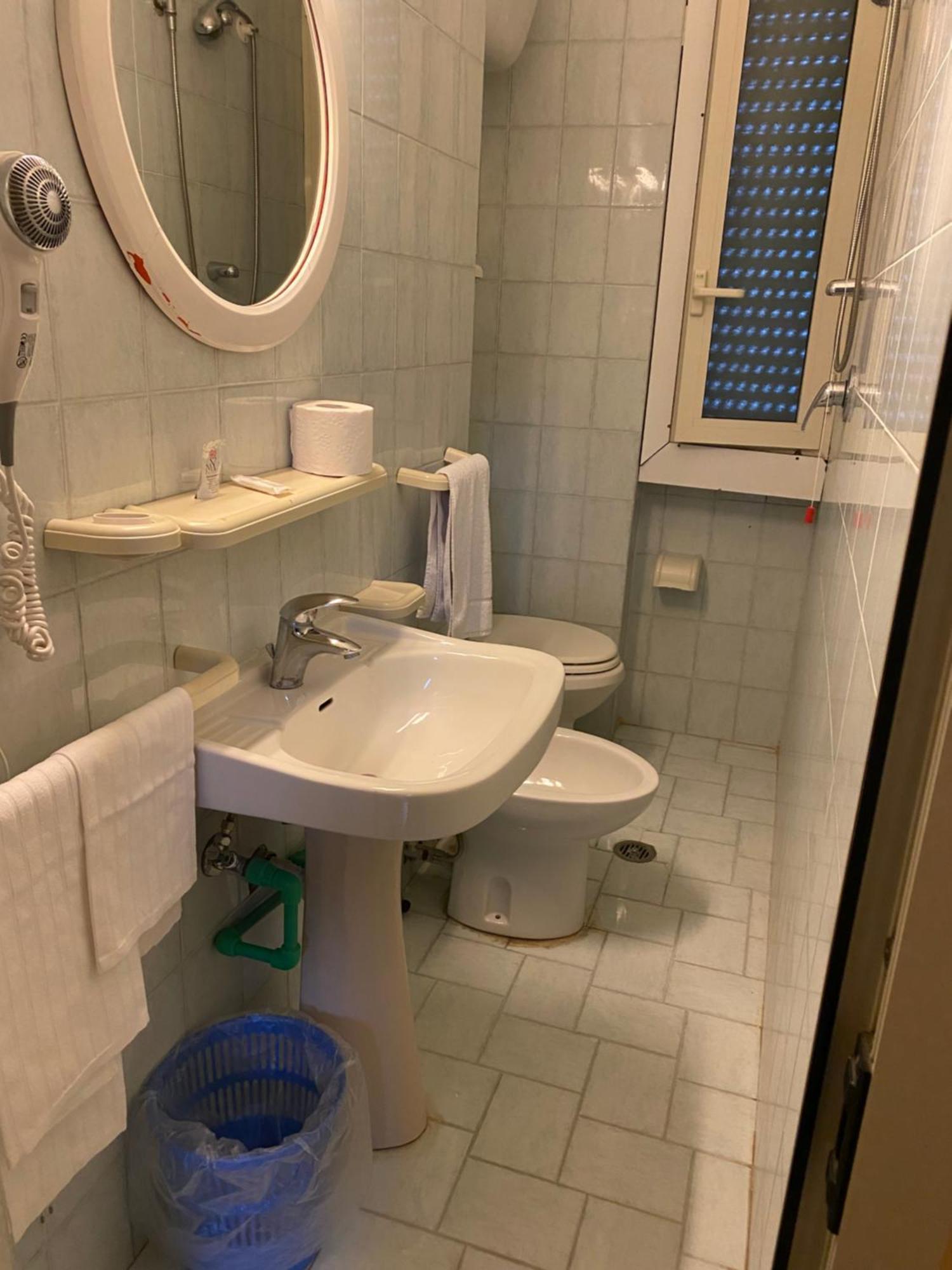 Hotel Attico キアンチャーノ・テルメ エクステリア 写真